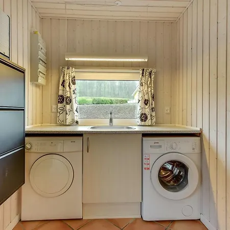 Henrijette - 200m From The Sea By Interhome * Sjolund